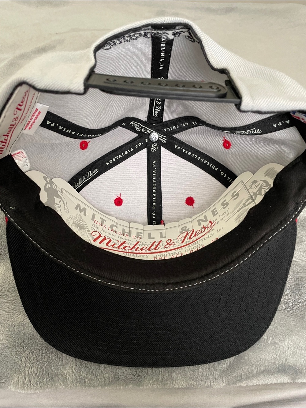 Houston Rockets Mitchell & Ness Snapback - Picture 8 of 8